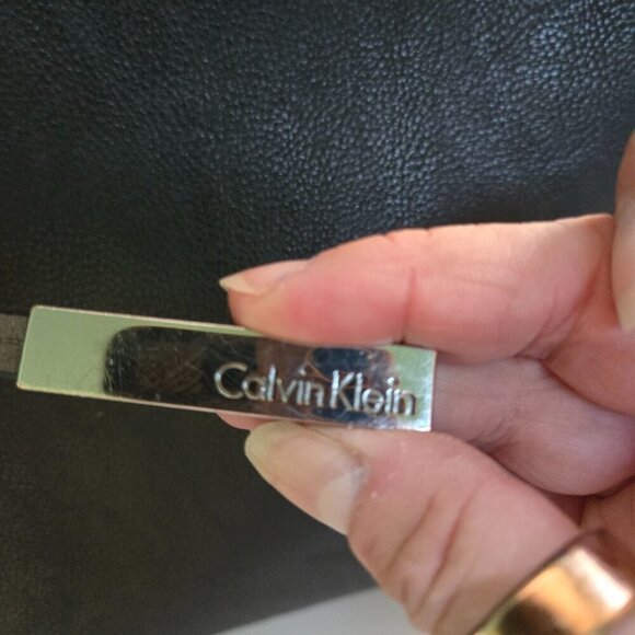 Calvin Klein Black Gray Reversible Leather Tote Bag Magnetic Closure Logo - Picture 10 of 14